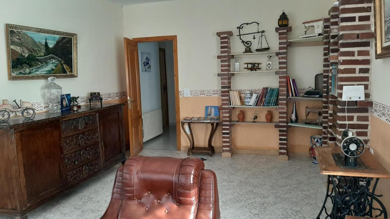 Apartamentos Rurales La Posada De Donato Nuevalos Exterior photo
